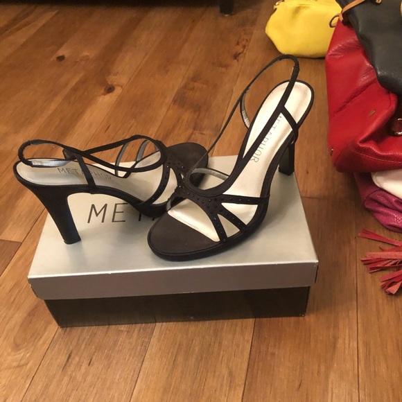 Shoes - Picture 1 of 5